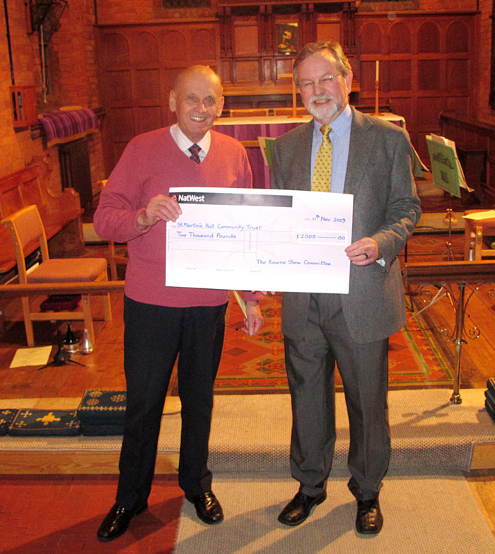 Trust Chairman Jeff Keighley receives Â£2,000 Appeal donation from Bourne Show committee member Les Walton